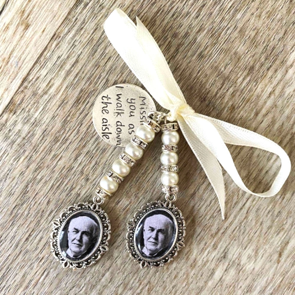 Walk with me bouquet charm